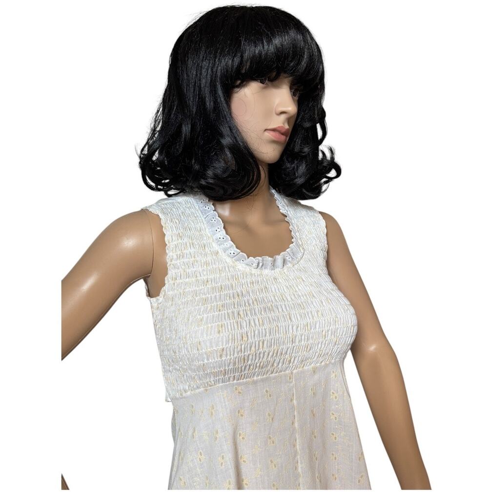 Vintage 70's eyelet sleevless A line dress smocked chest belted size small